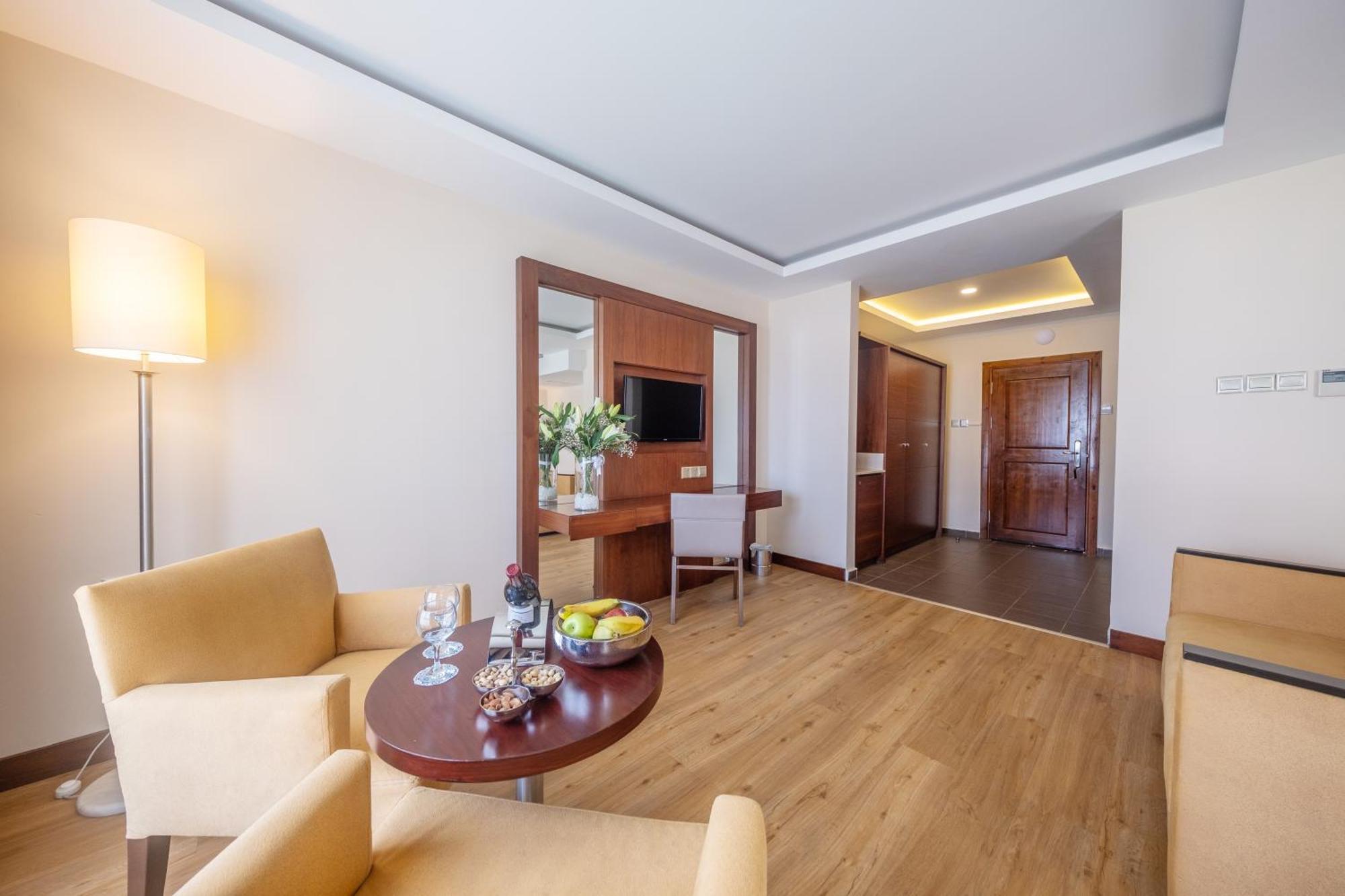 Salamis Bay Conti Hotel Resort&SPA&Casino Famagusta  Esterno foto